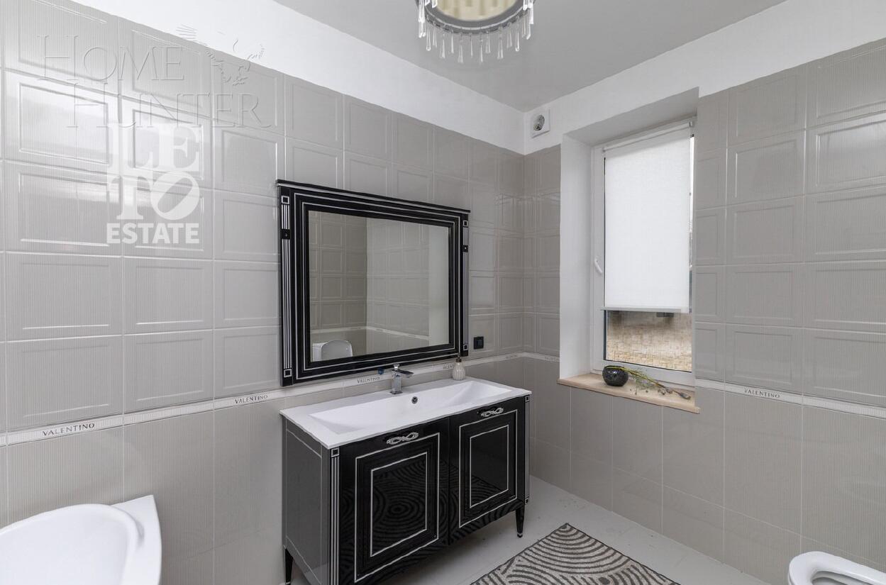 2-этажный коттедж 1 065 м² с отделкой