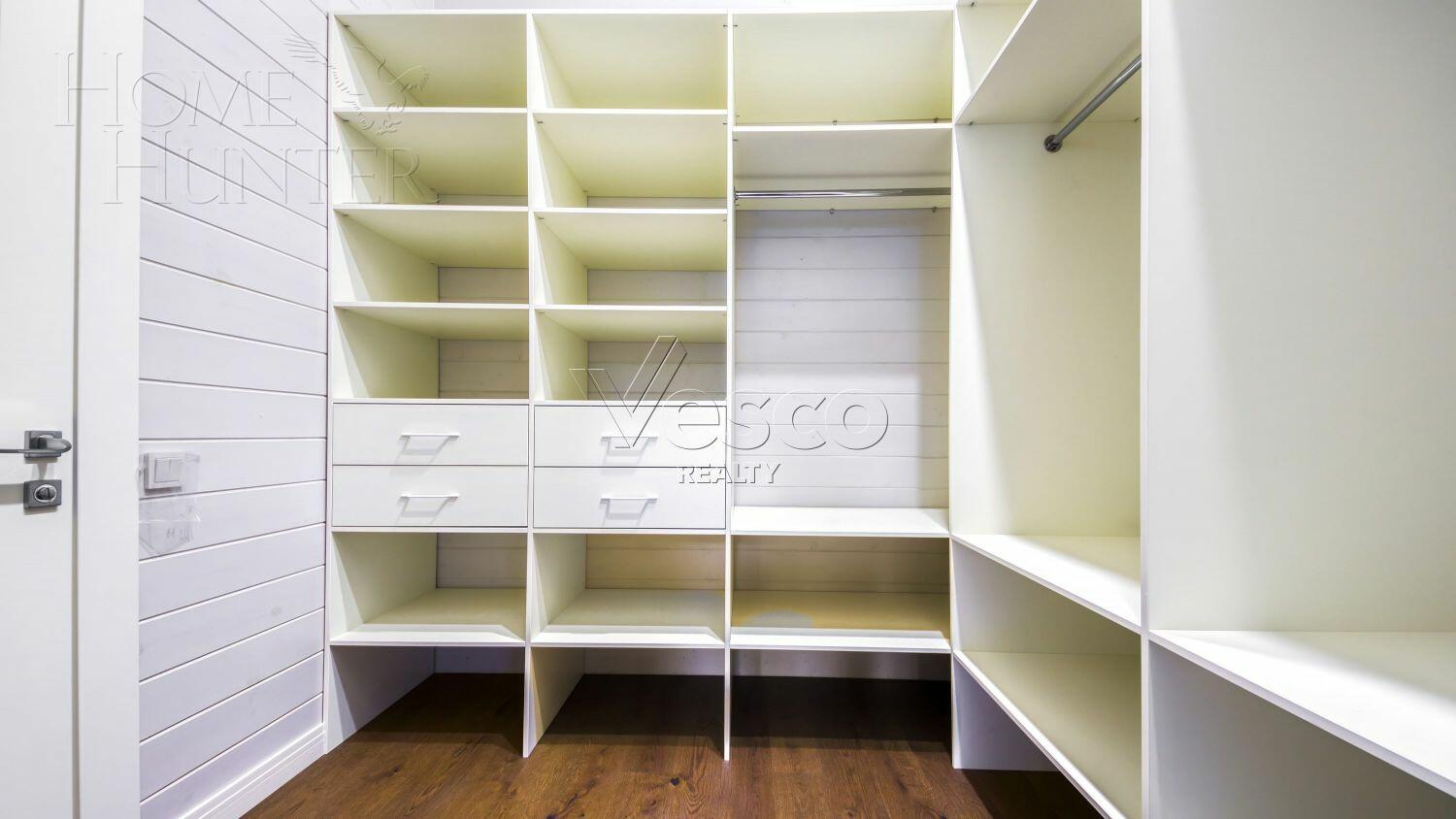 2-этажный коттедж 430 м² с отделкой