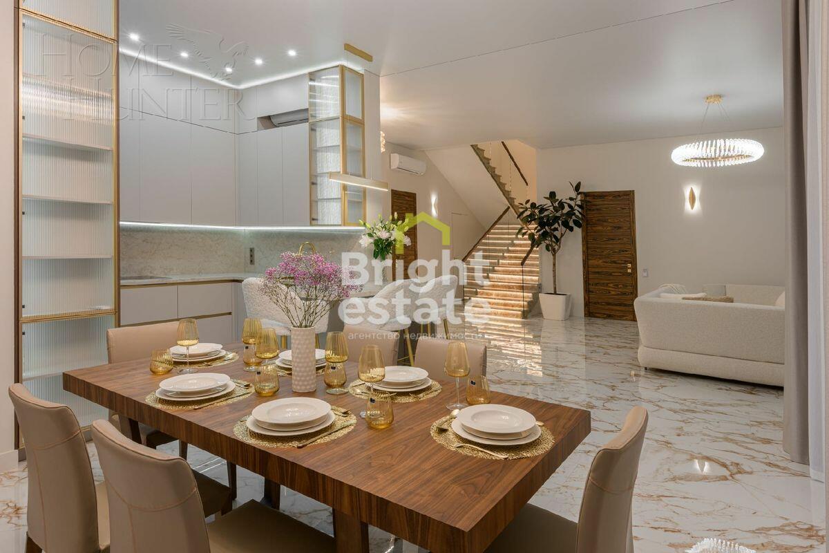 2-этажный коттедж 350 м² с отделкой