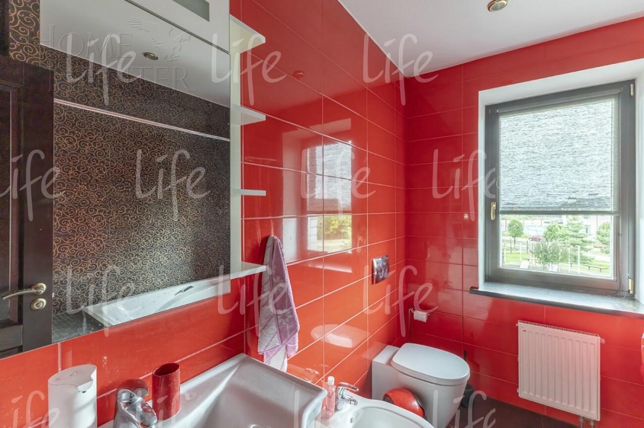 2-этажный коттедж 300 м² с отделкой