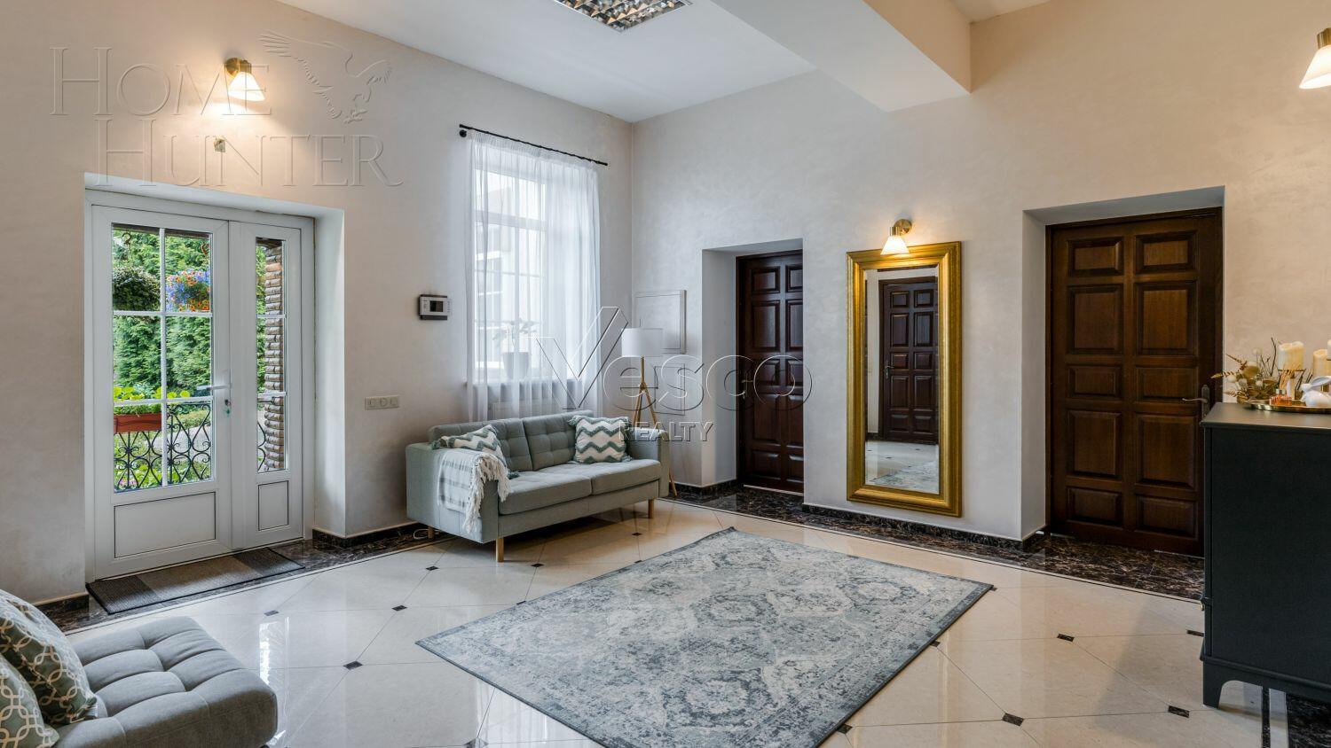 2-этажный коттедж 560 м² с отделкой