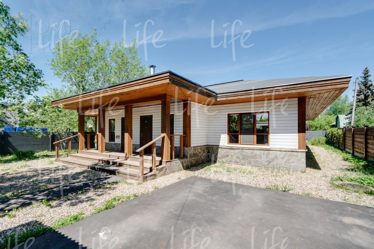 1-этажный коттедж 240 м² с отделкой