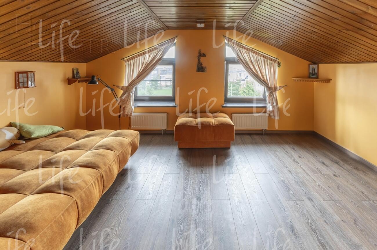 2-этажный коттедж 300 м² с отделкой