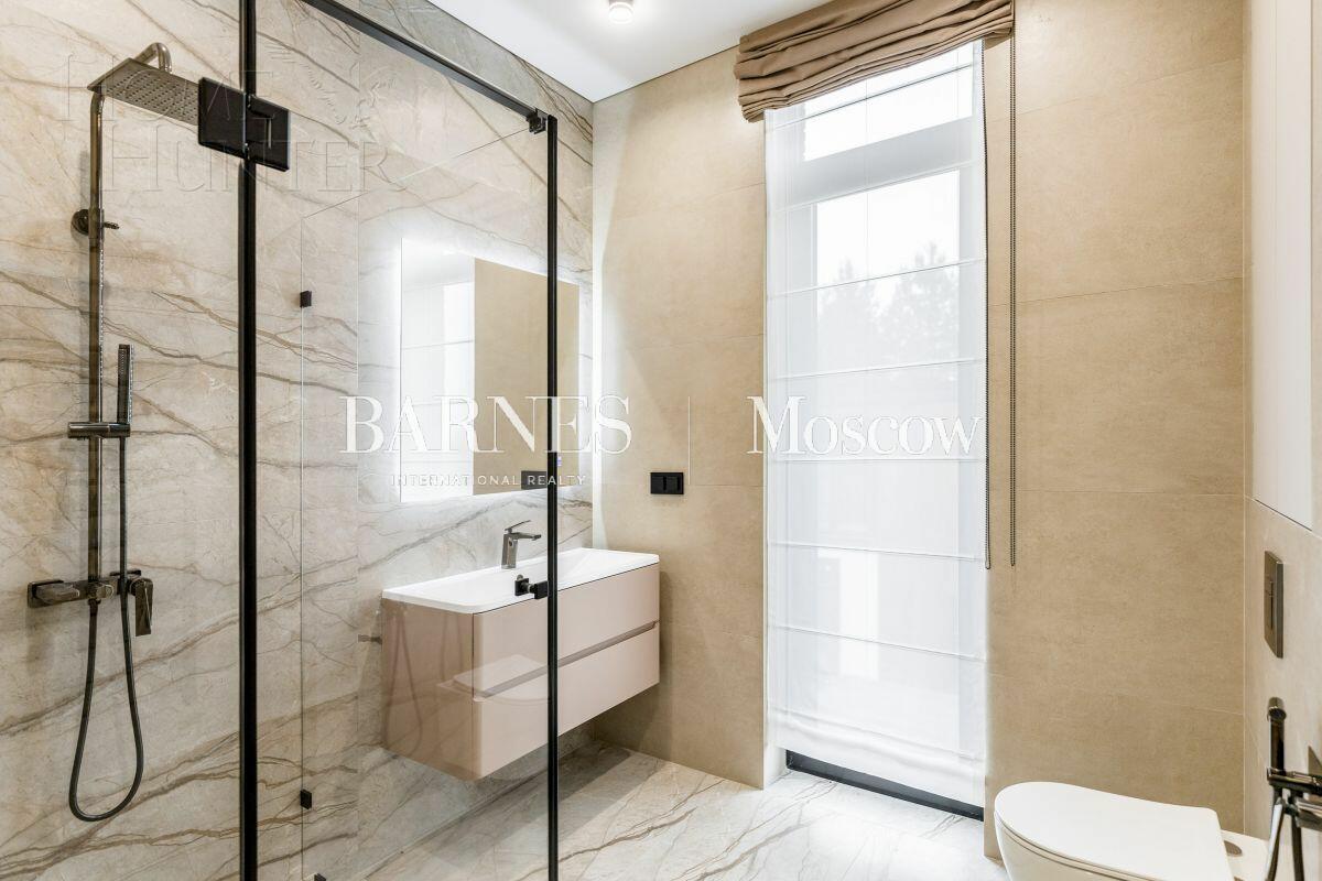 2-этажный коттедж 604 м² с отделкой