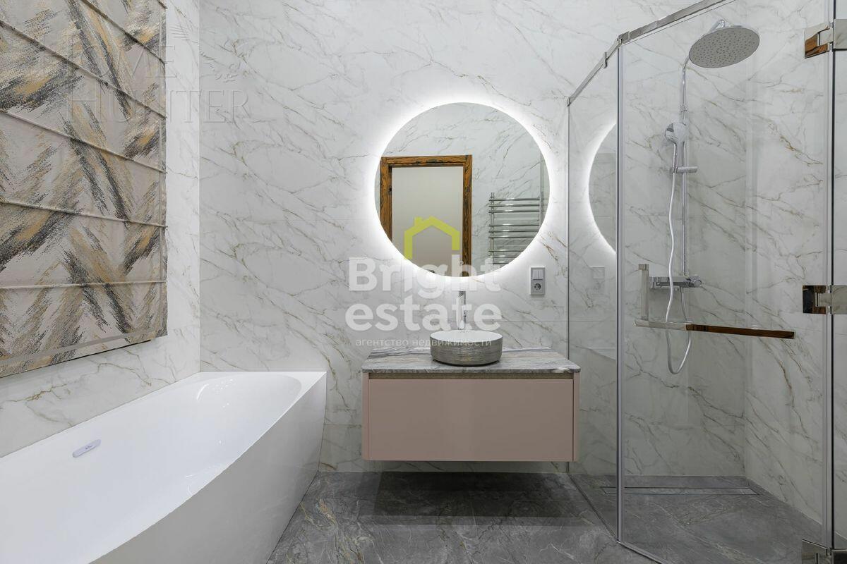 2-этажный коттедж 350 м² с отделкой