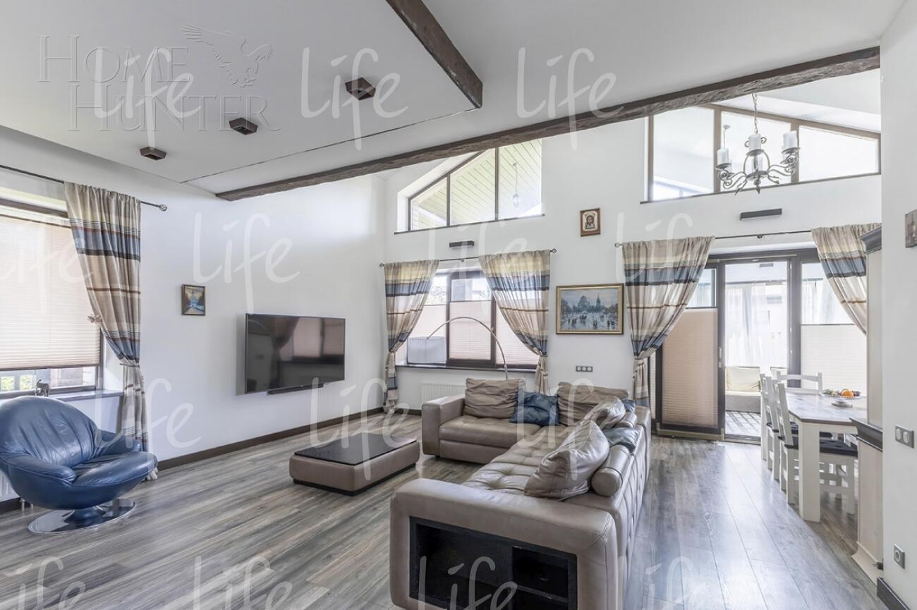 2-этажный коттедж 300 м² с отделкой