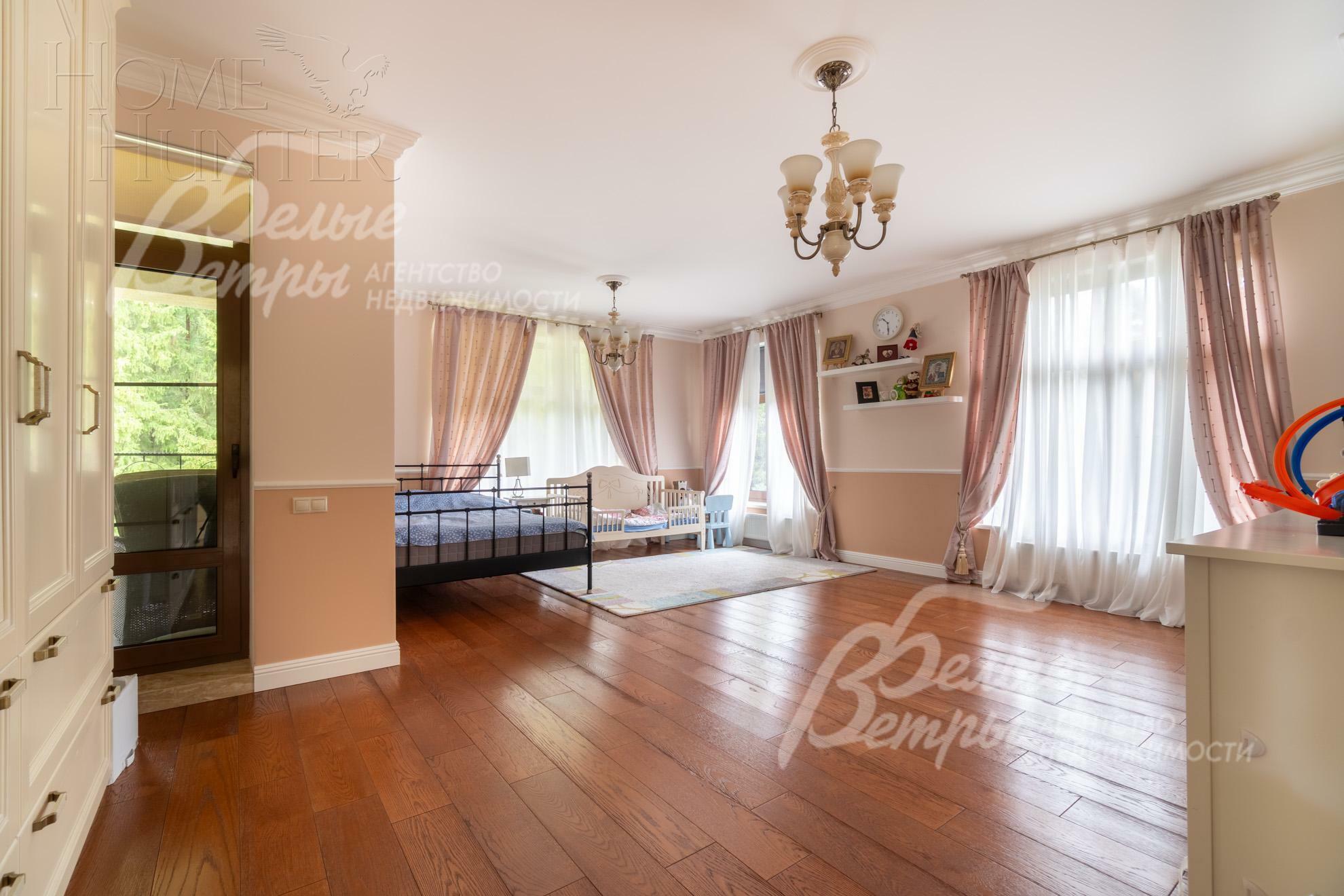 2-этажный коттедж 390 м² с отделкой