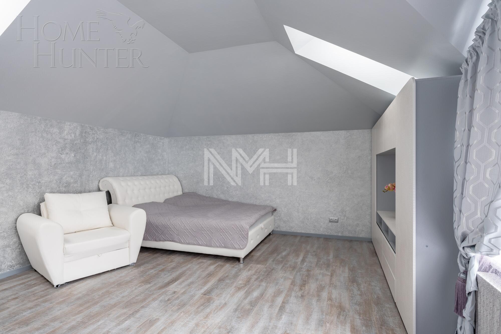 3-этажный коттедж 1 162 м² с отделкой