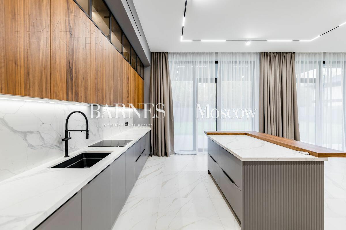 2-этажный коттедж 604 м² с отделкой