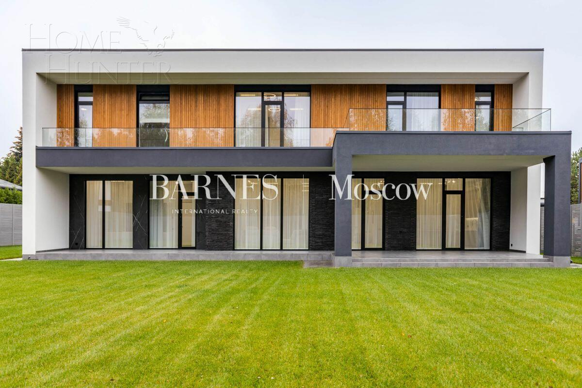 2-этажный коттедж 604 м² с отделкой