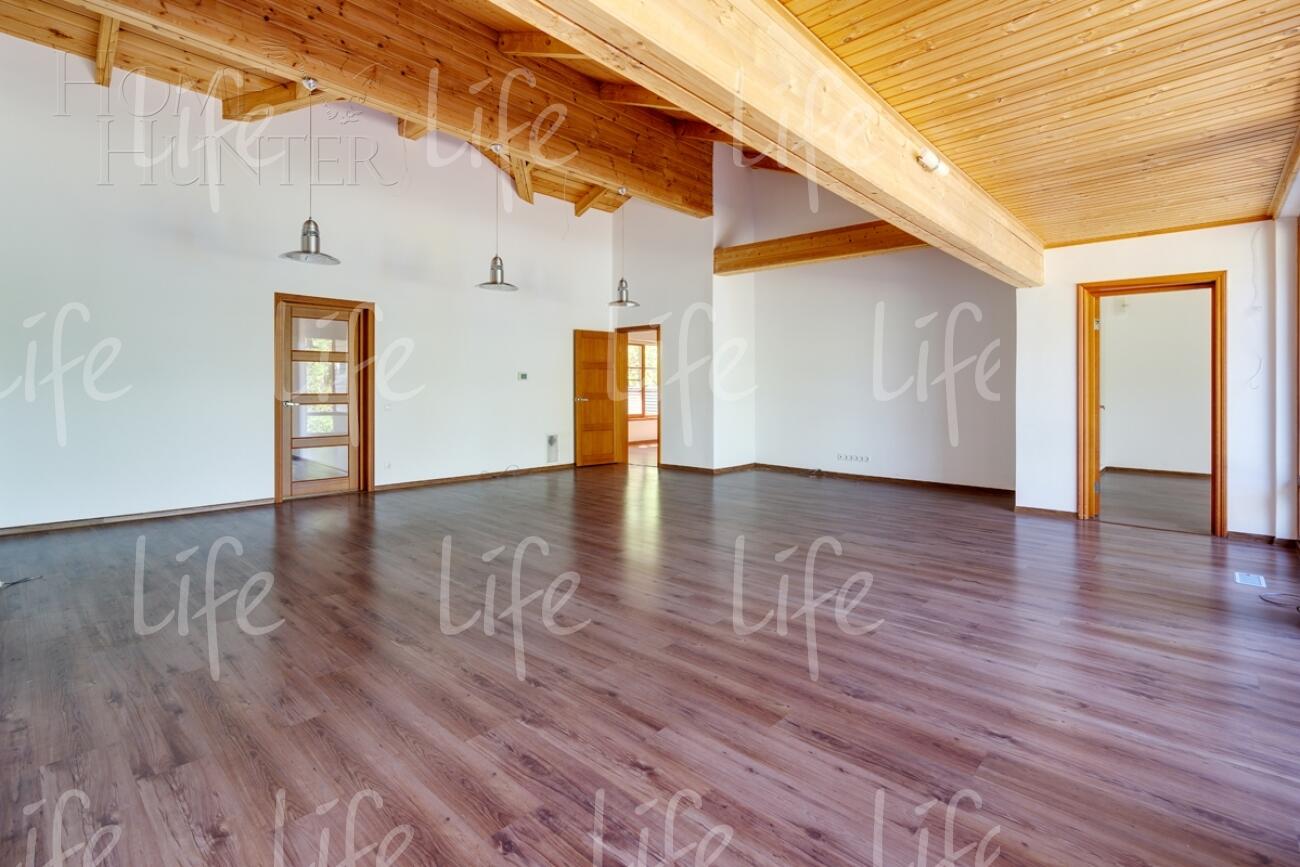 1-этажный коттедж 240 м² с отделкой