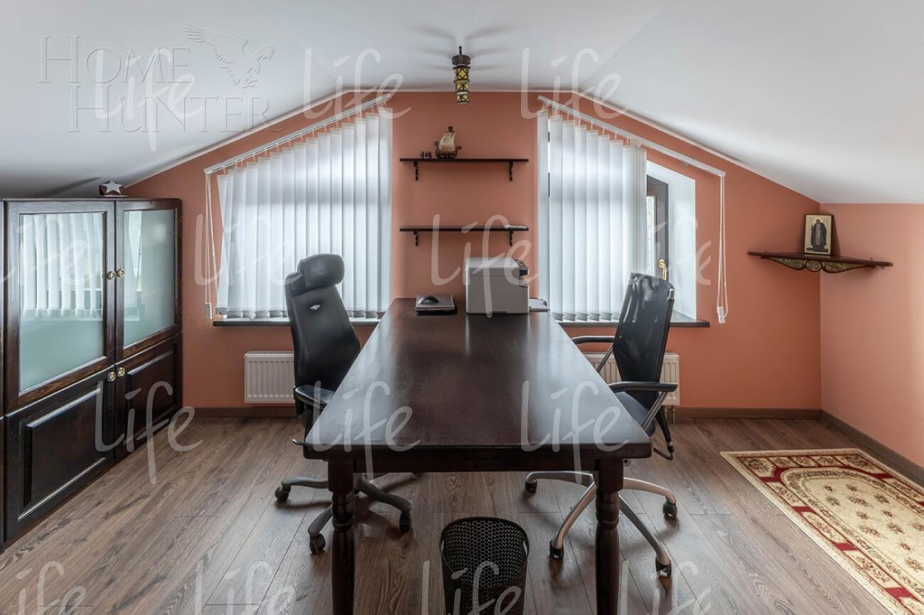 2-этажный коттедж 300 м² с отделкой