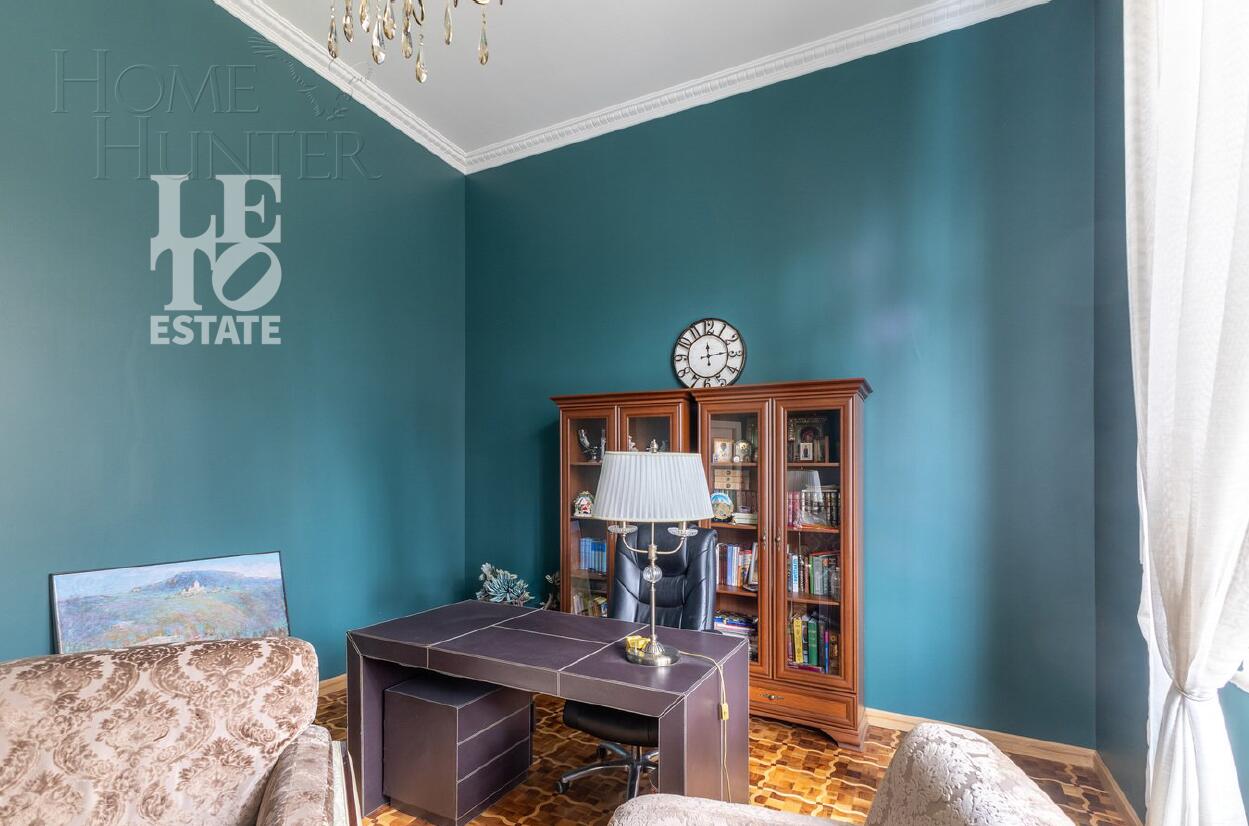 2-этажный коттедж 1 065 м² с отделкой