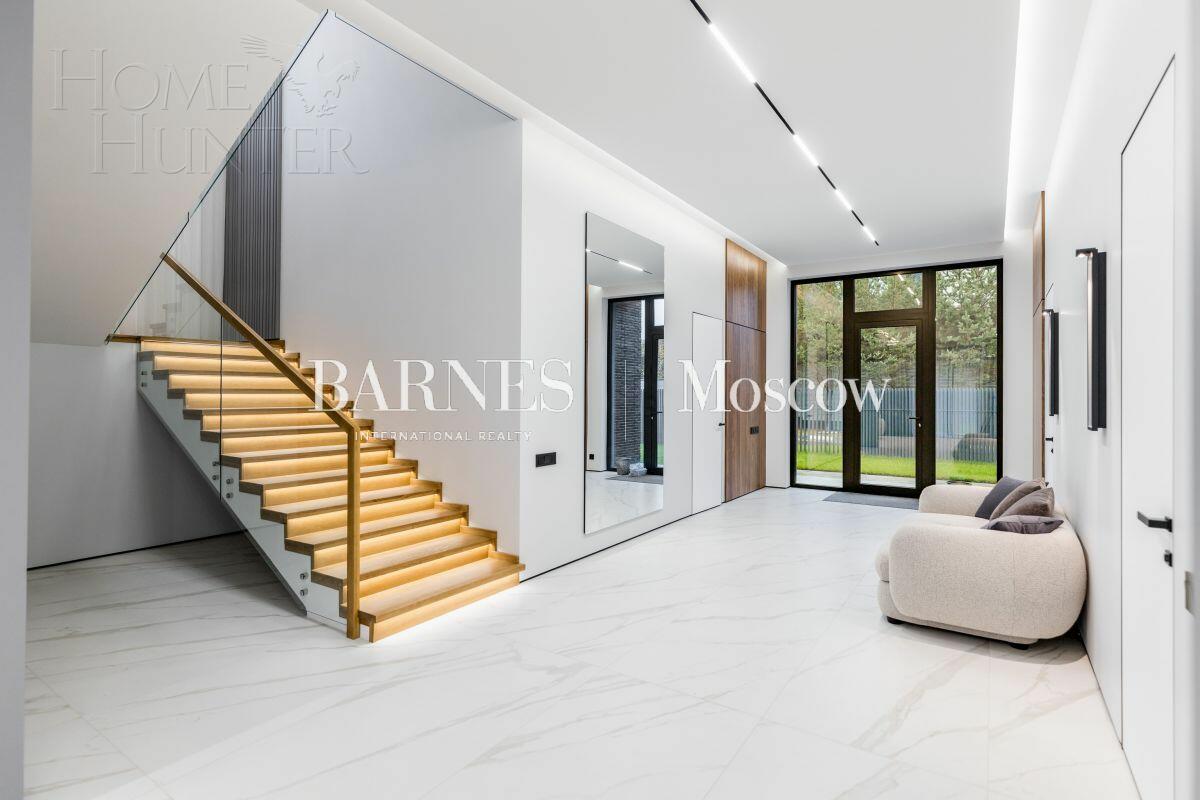 2-этажный коттедж 604 м² с отделкой