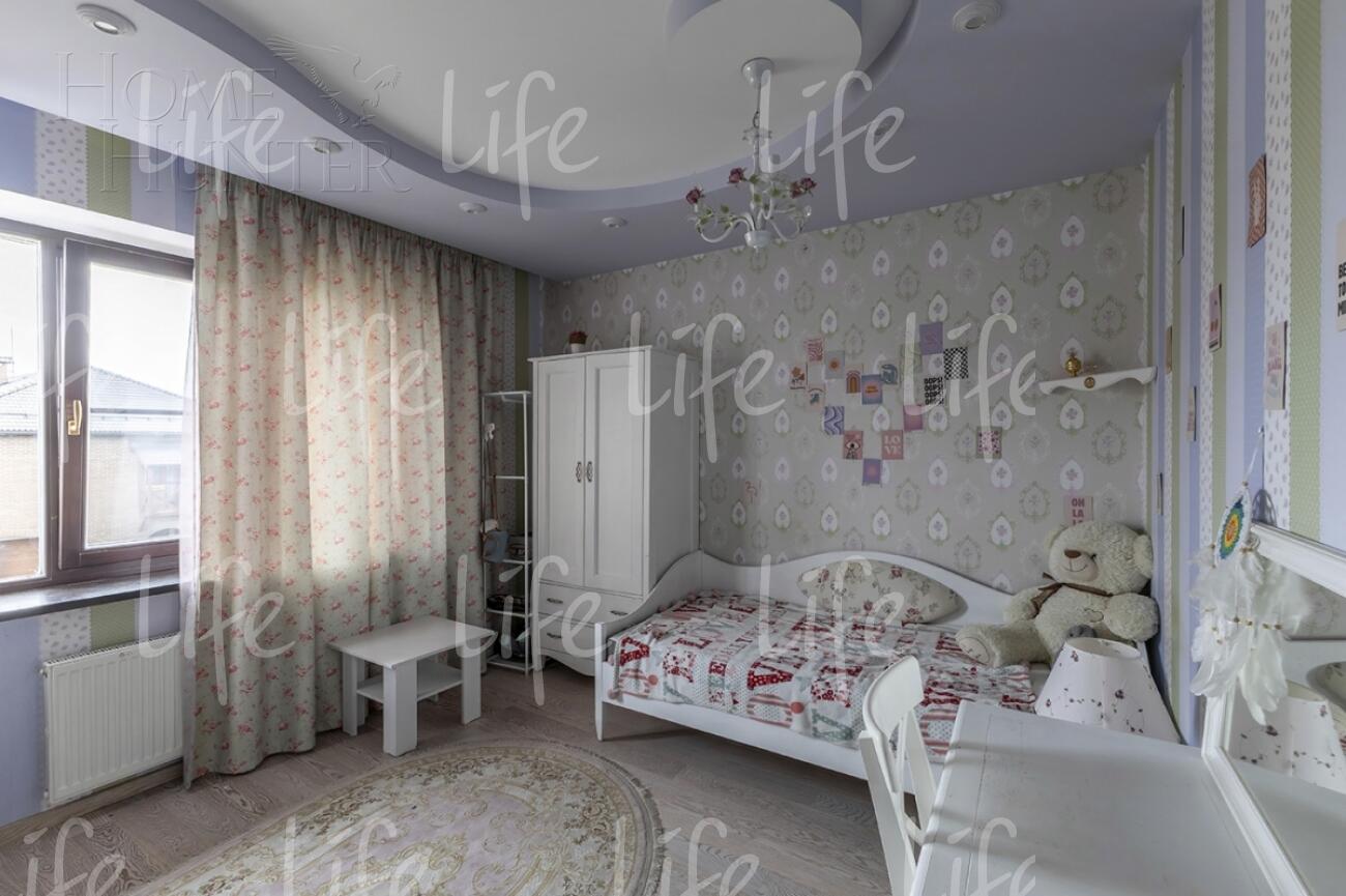 2-этажный коттедж 300 м² с отделкой