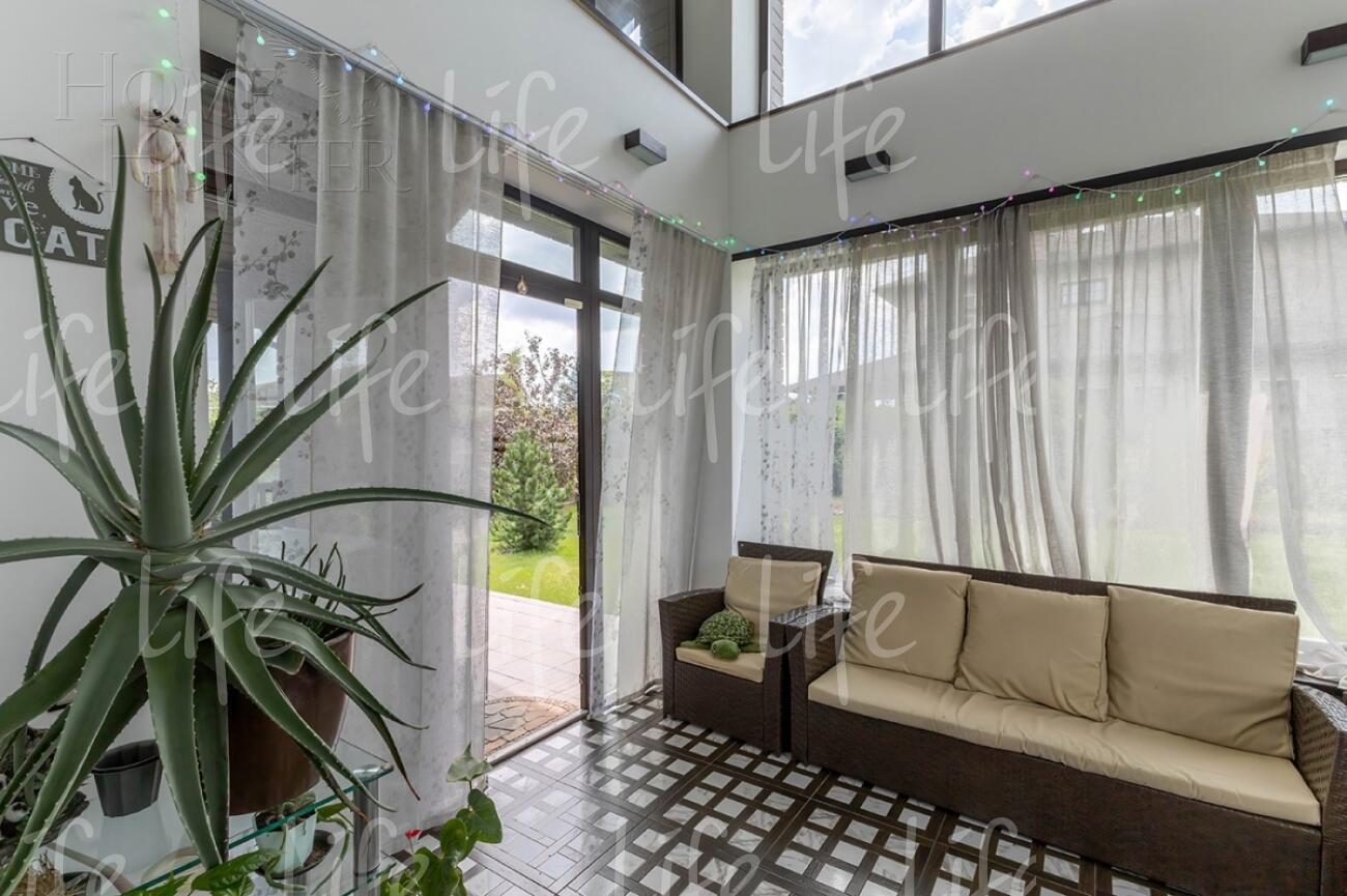 2-этажный коттедж 300 м² с отделкой