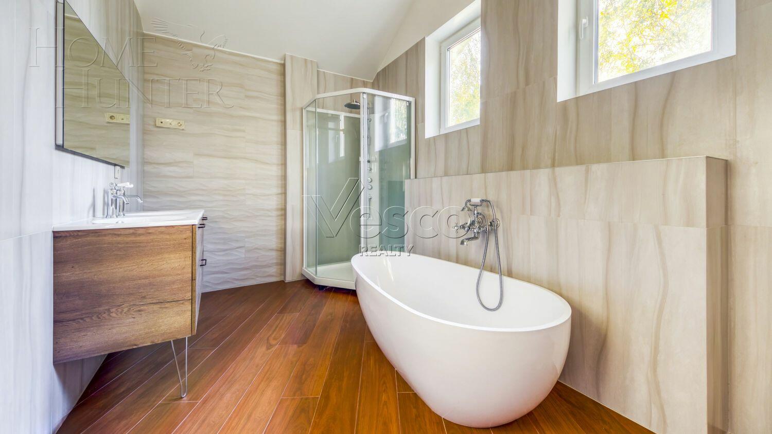 2-этажный коттедж 430 м² с отделкой