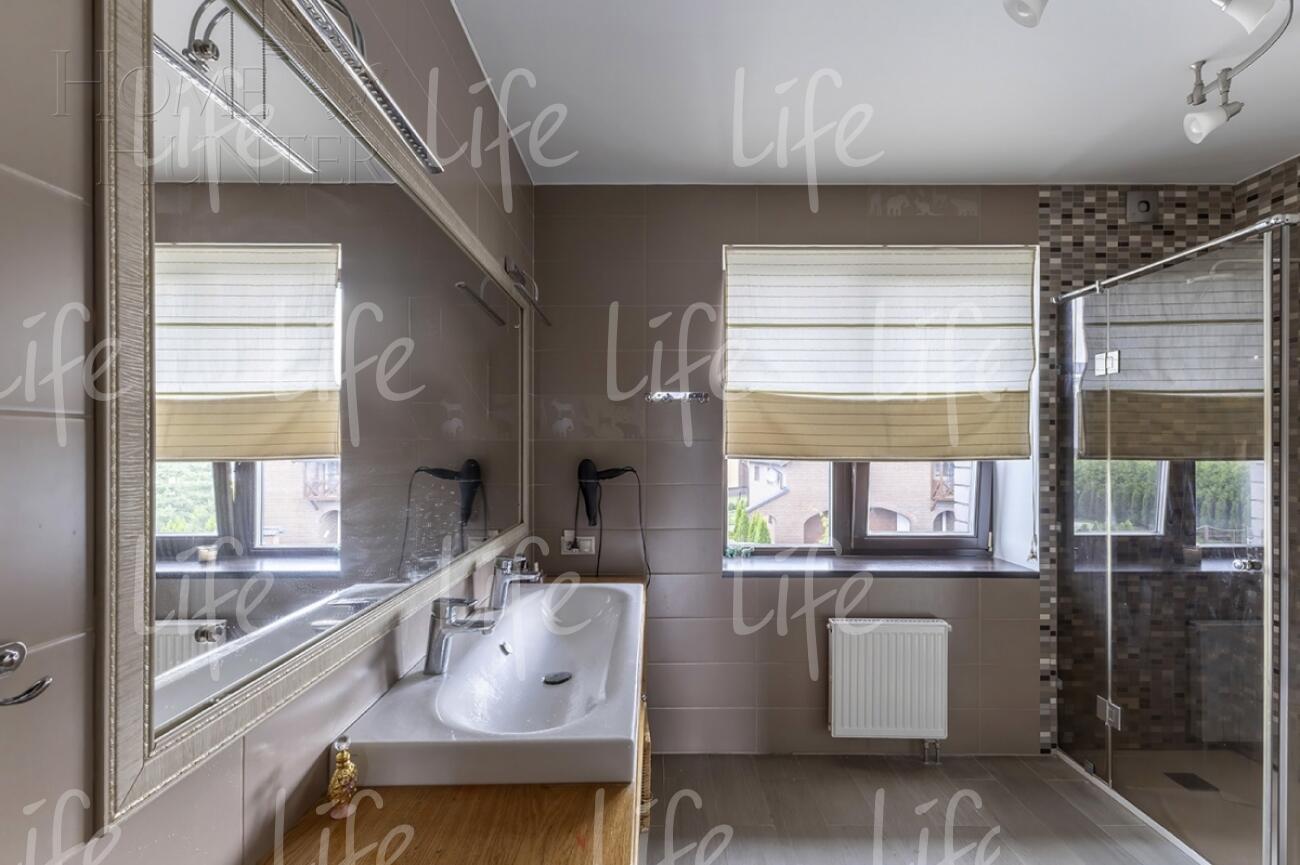 2-этажный коттедж 300 м² с отделкой