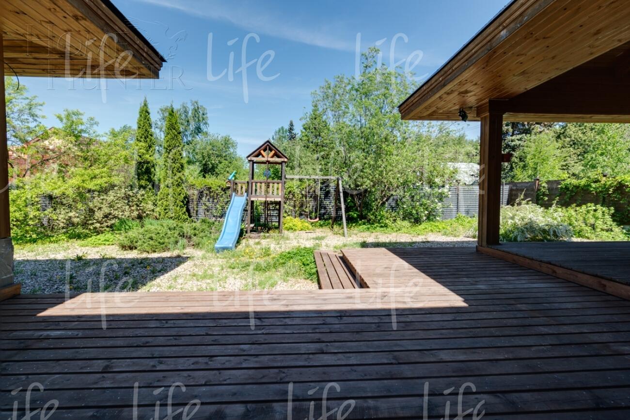1-этажный коттедж 240 м² с отделкой