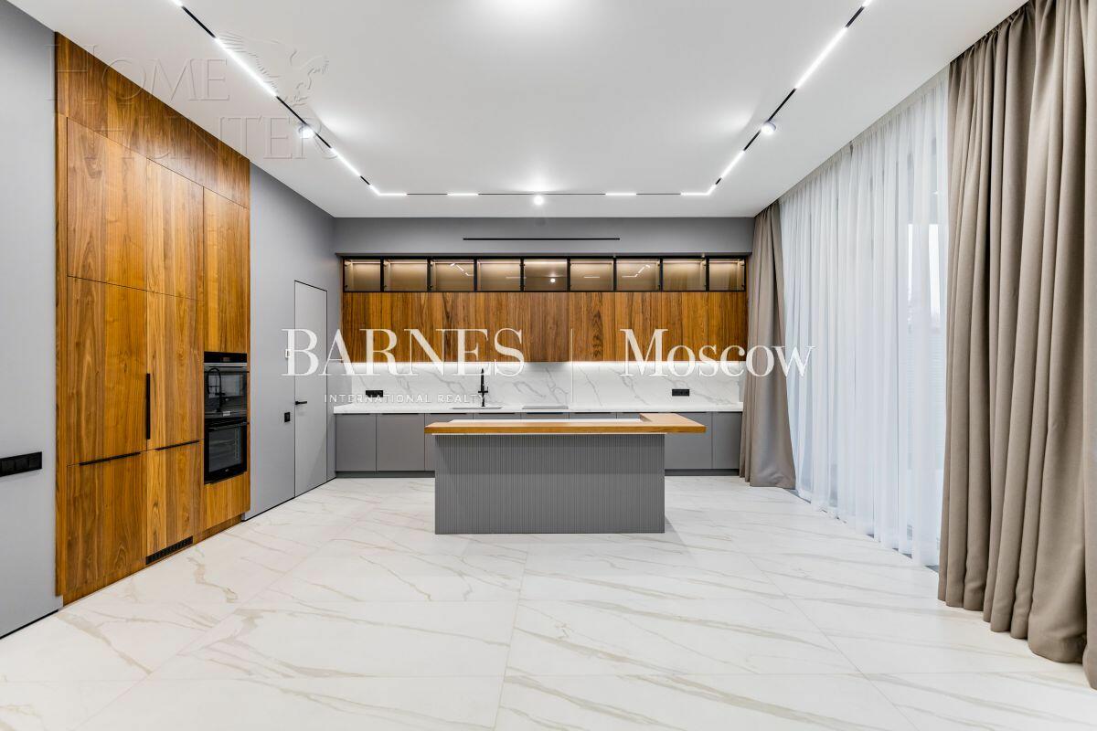 2-этажный коттедж 604 м² с отделкой