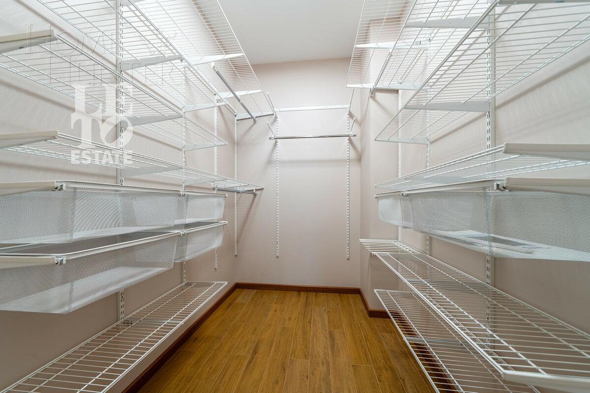 2-этажный коттедж 950 м² с отделкой