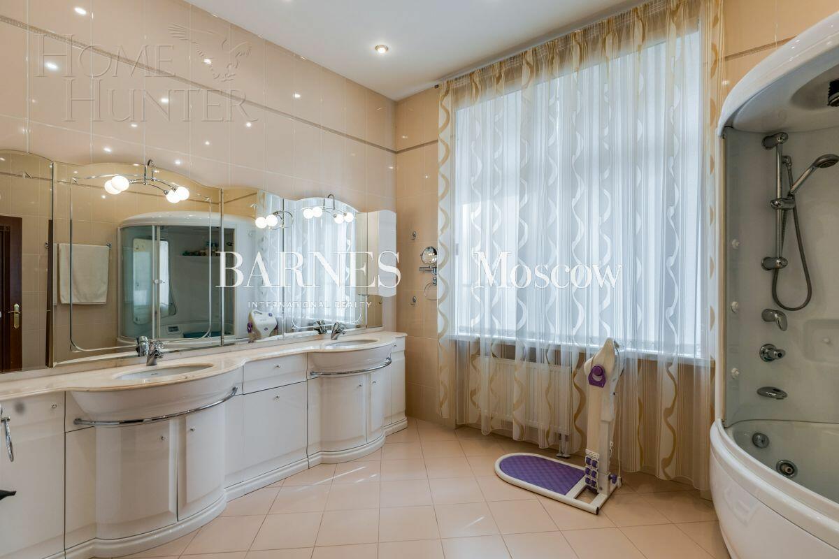 2-этажный коттедж 950 м² с отделкой