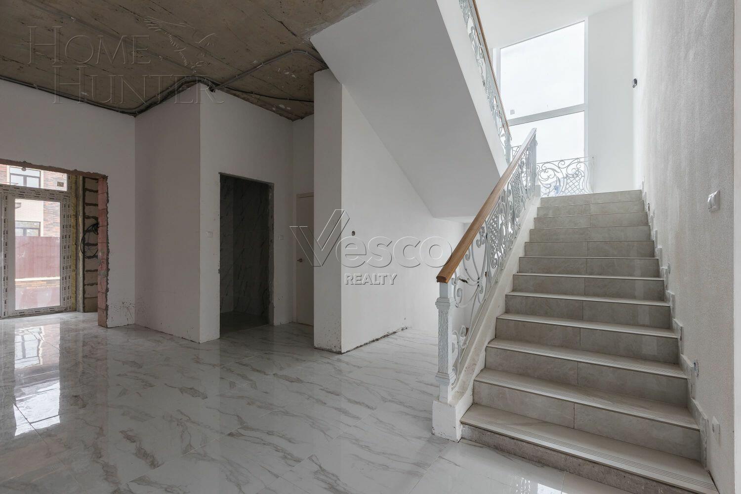 2-этажный коттедж 411 м² без отделки