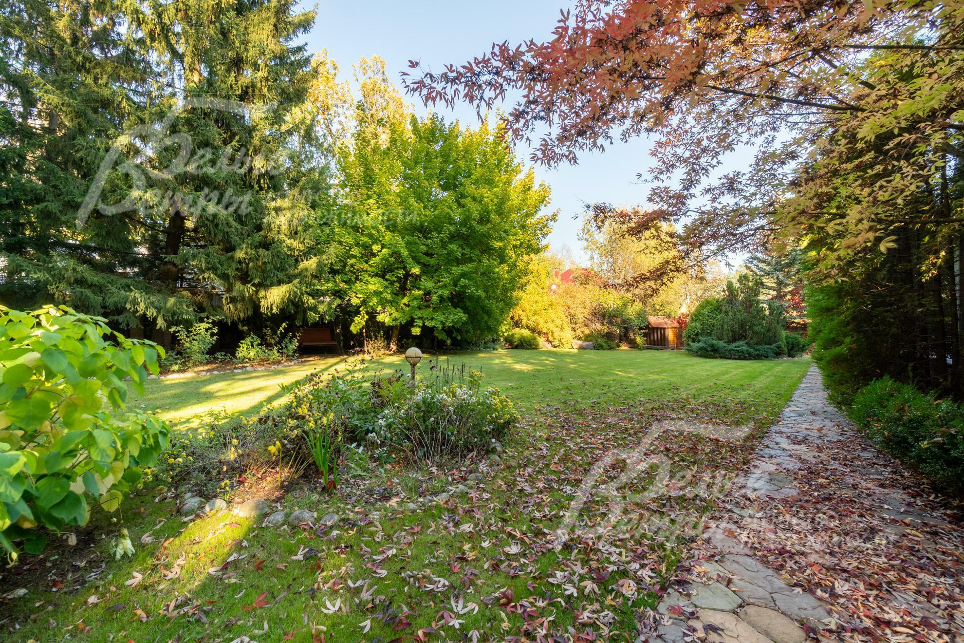 2-этажный коттедж 408 м² с отделкой