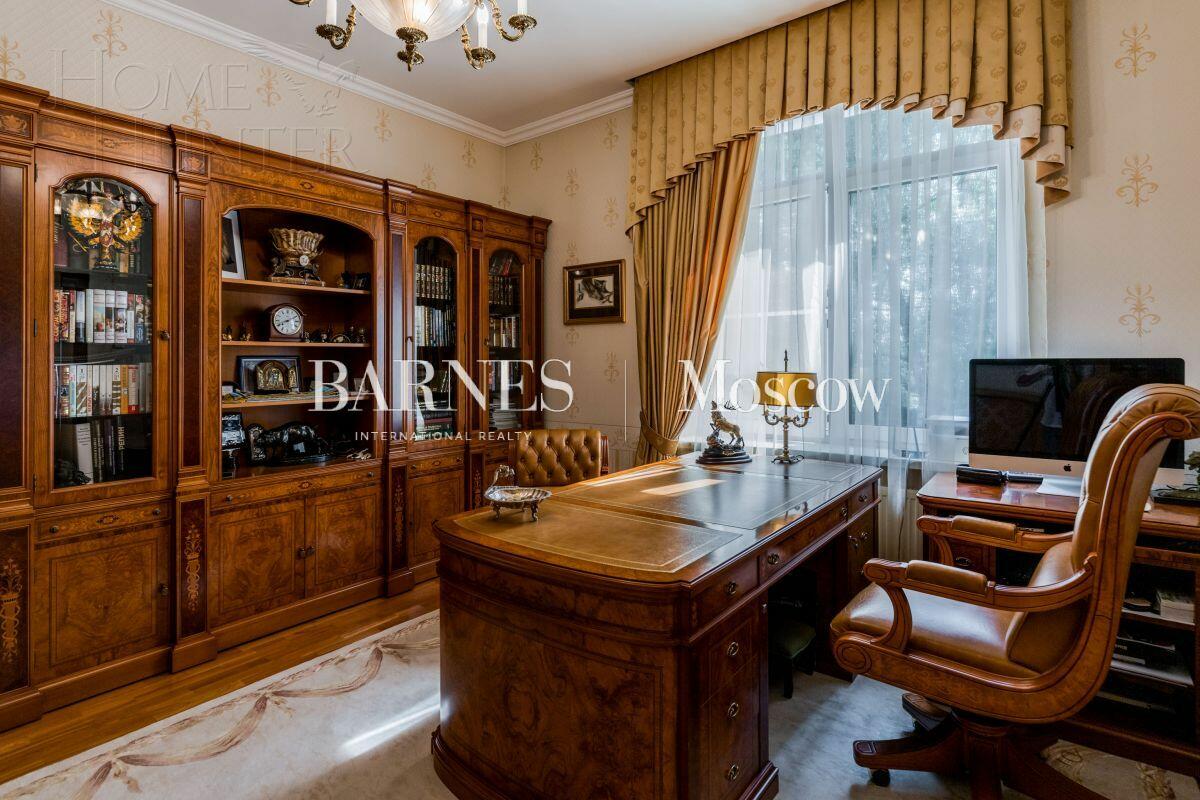 2-этажный коттедж 950 м² с отделкой