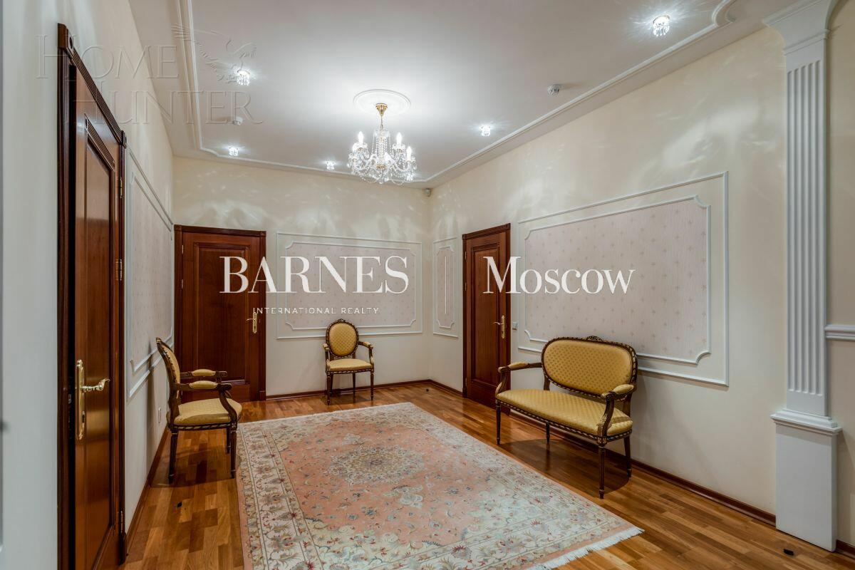 2-этажный коттедж 950 м² с отделкой