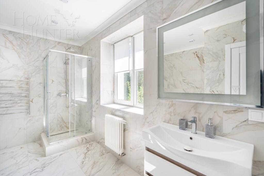 2-этажный коттедж 455 м² с отделкой