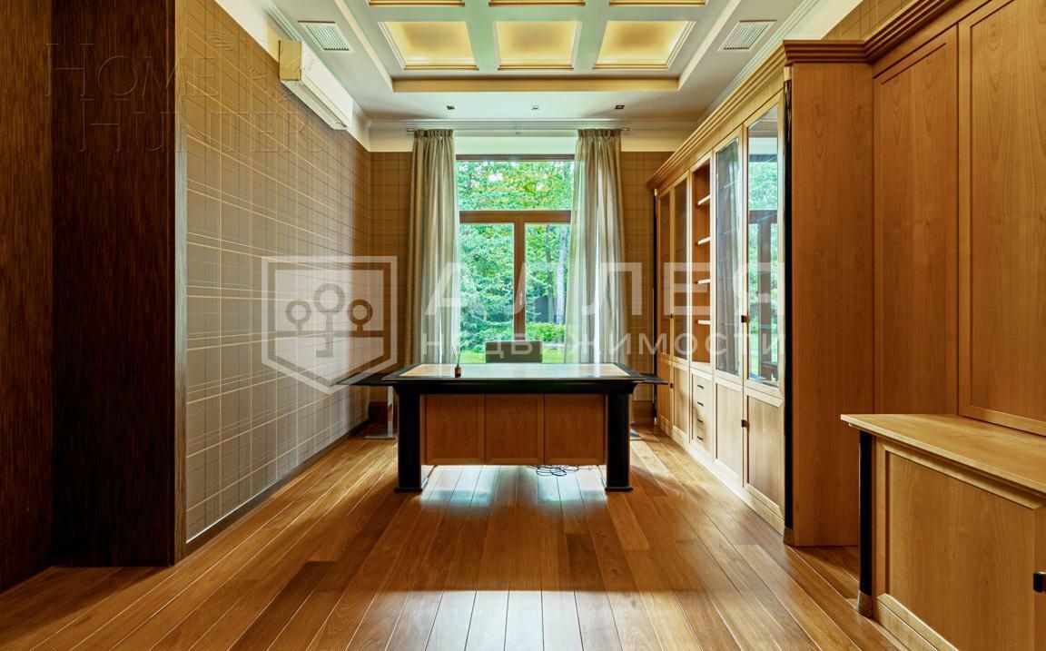 2-этажный коттедж 1 825 м² с отделкой