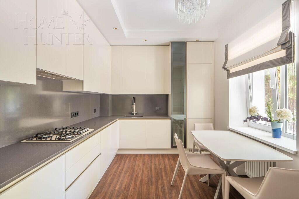 2-этажный коттедж 455 м² с отделкой