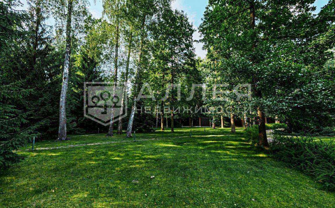 2-этажный коттедж 1 825 м² с отделкой