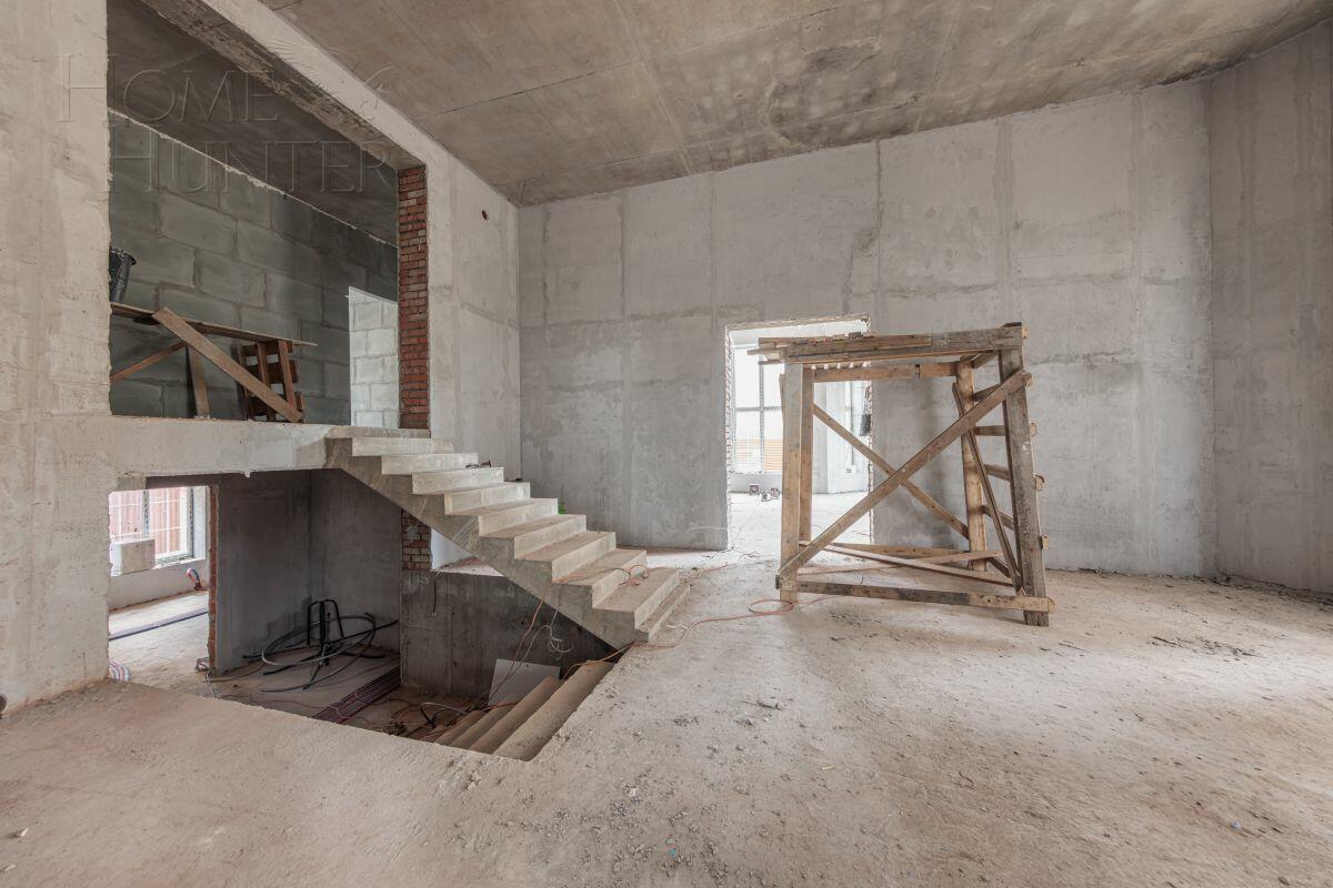 2-этажный коттедж 430 м² без отделки