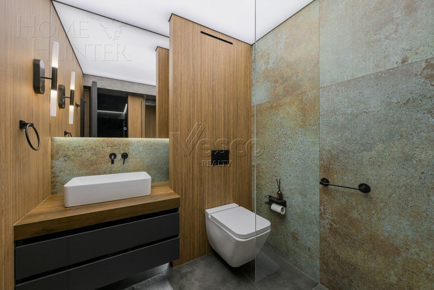 2-этажный коттедж 330 м² с отделкой