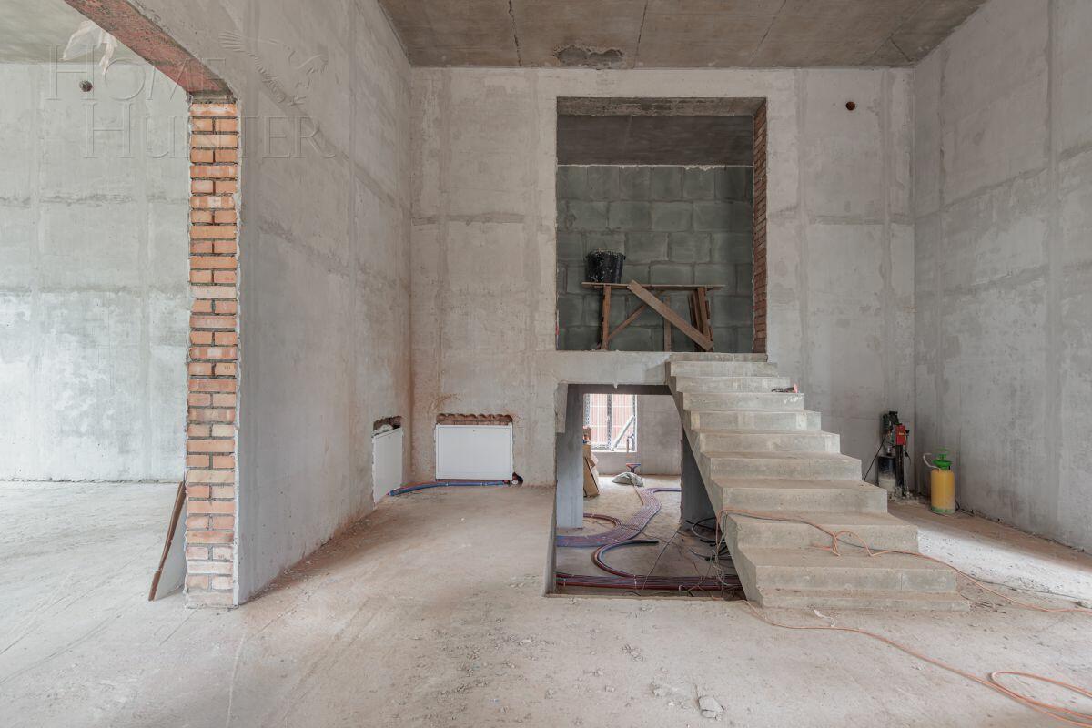 2-этажный коттедж 430 м² без отделки