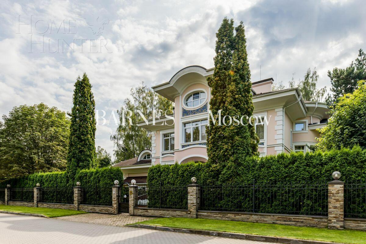 2-этажный коттедж 950 м² с отделкой