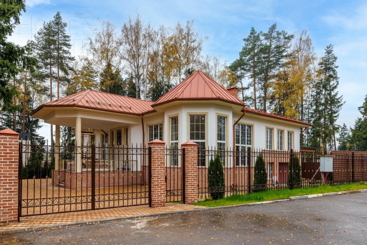 2-этажный коттедж 430 м² без отделки