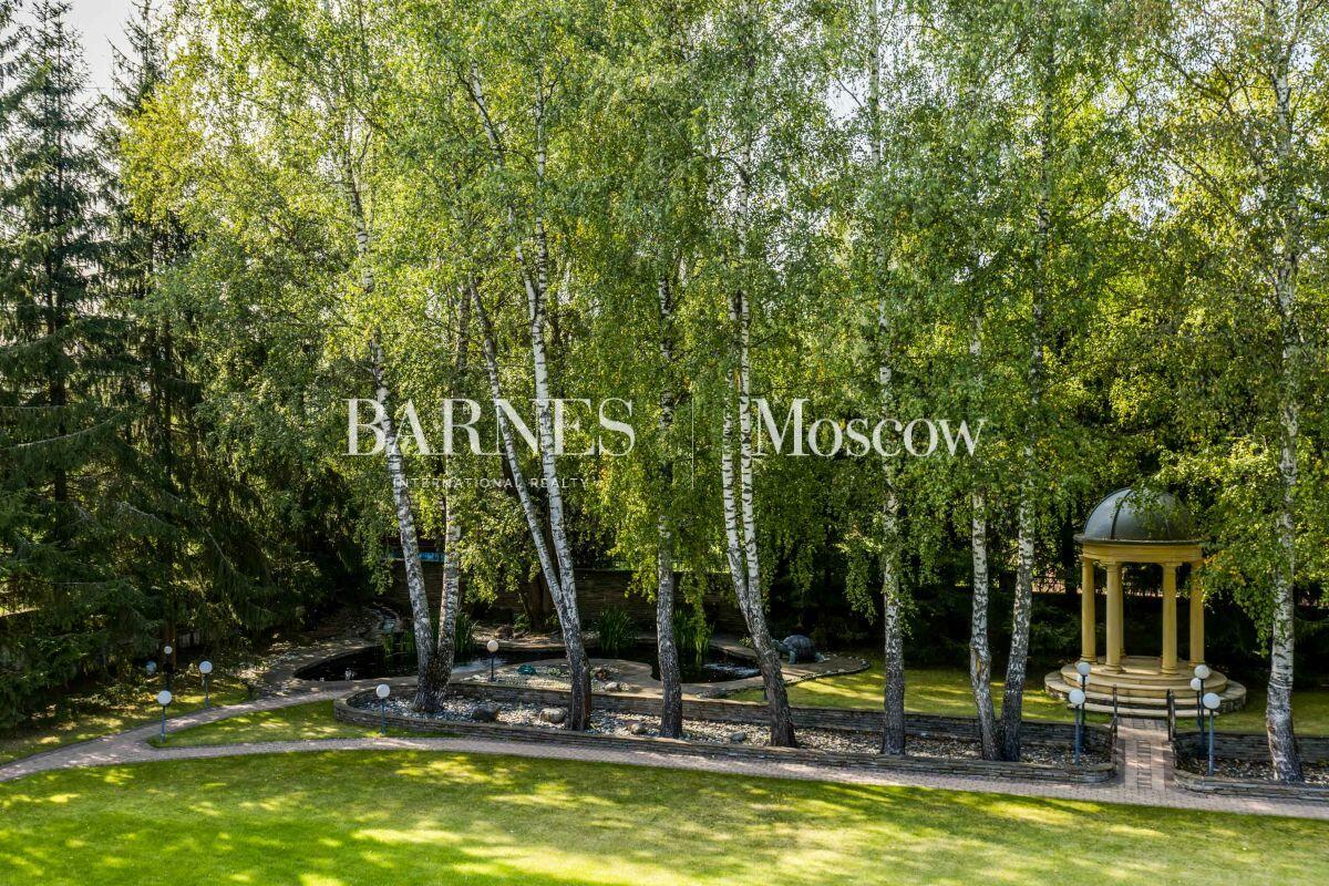 2-этажный коттедж 950 м² с отделкой