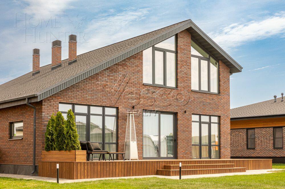 2-этажный коттедж 271 м² с отделкой