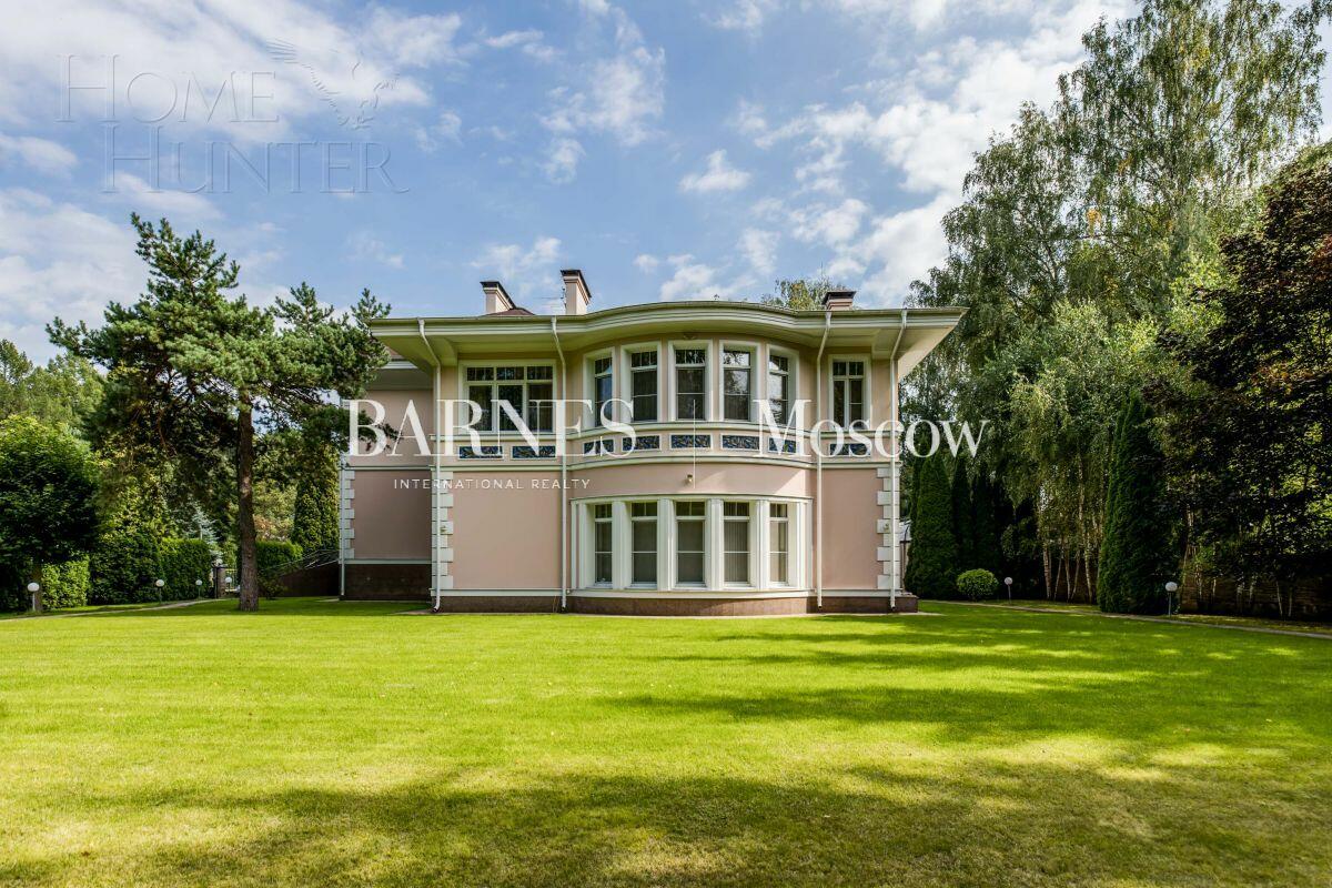 2-этажный коттедж 950 м² с отделкой