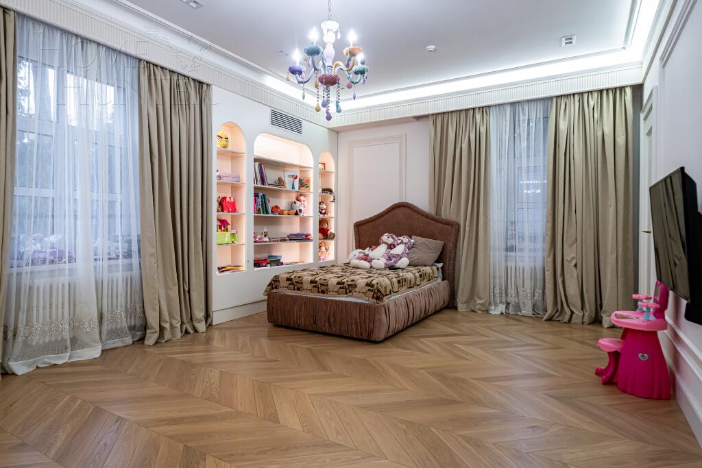 2-этажный коттедж 750 м² с отделкой