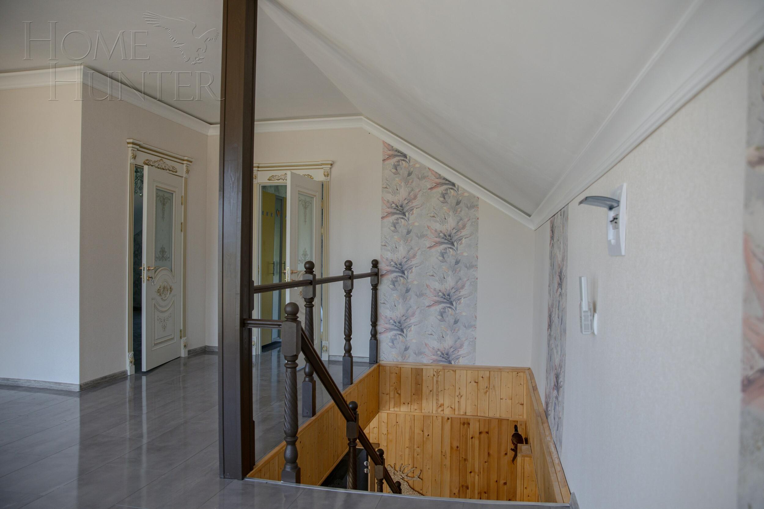 2-этажный коттедж 445.6 м² с отделкой