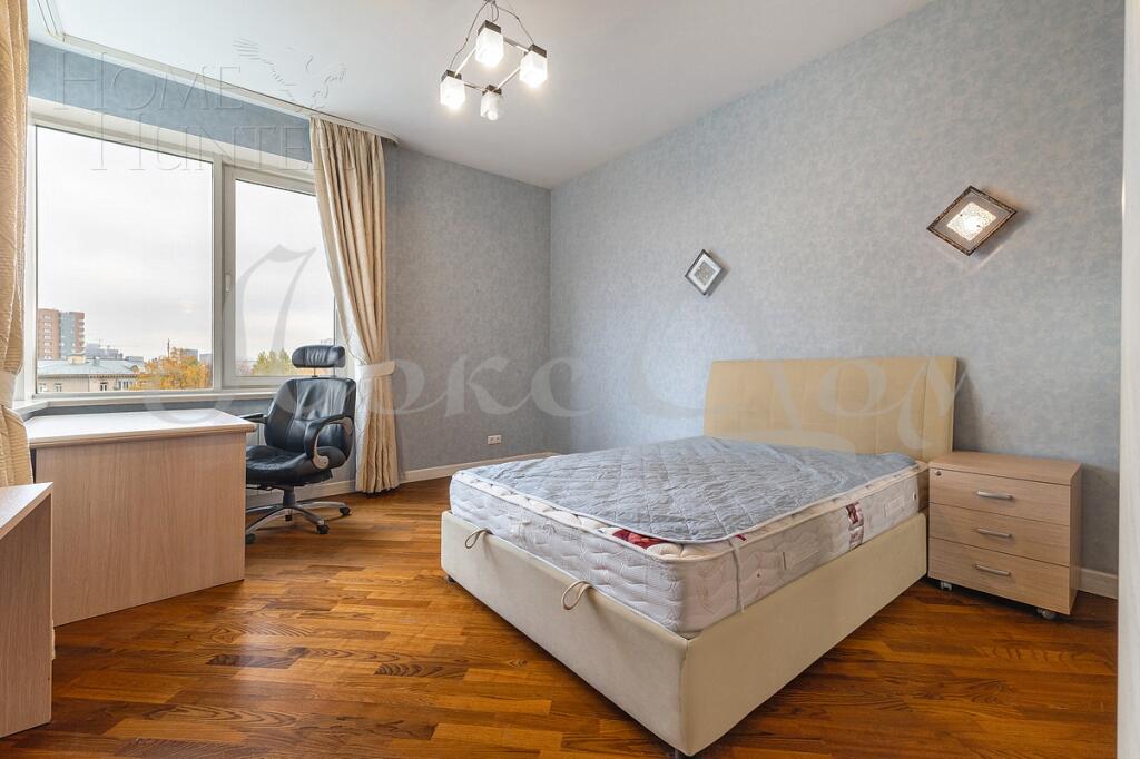 4-КОМН. КВАРТИРА С ОТДЕЛКОЙ 165.4 М² НА 4 ЭТАЖЕ
