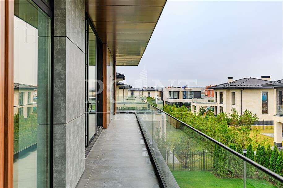 2-этажный коттедж 878 м² без отделки