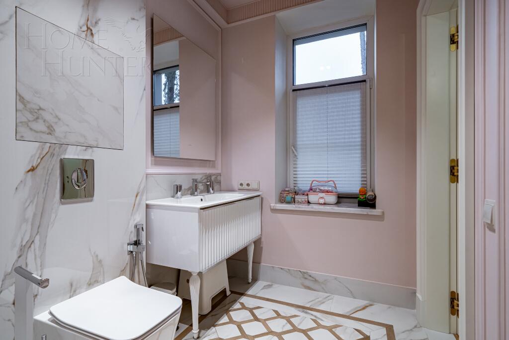 2-этажный коттедж 750 м² с отделкой