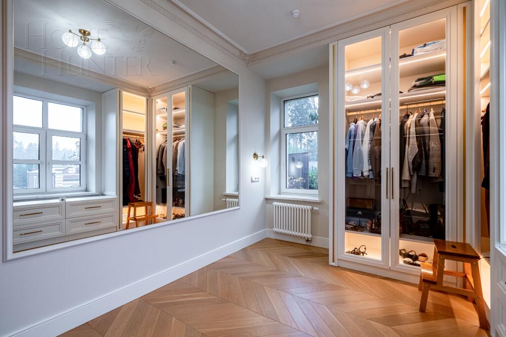 2-этажный коттедж 750 м² с отделкой