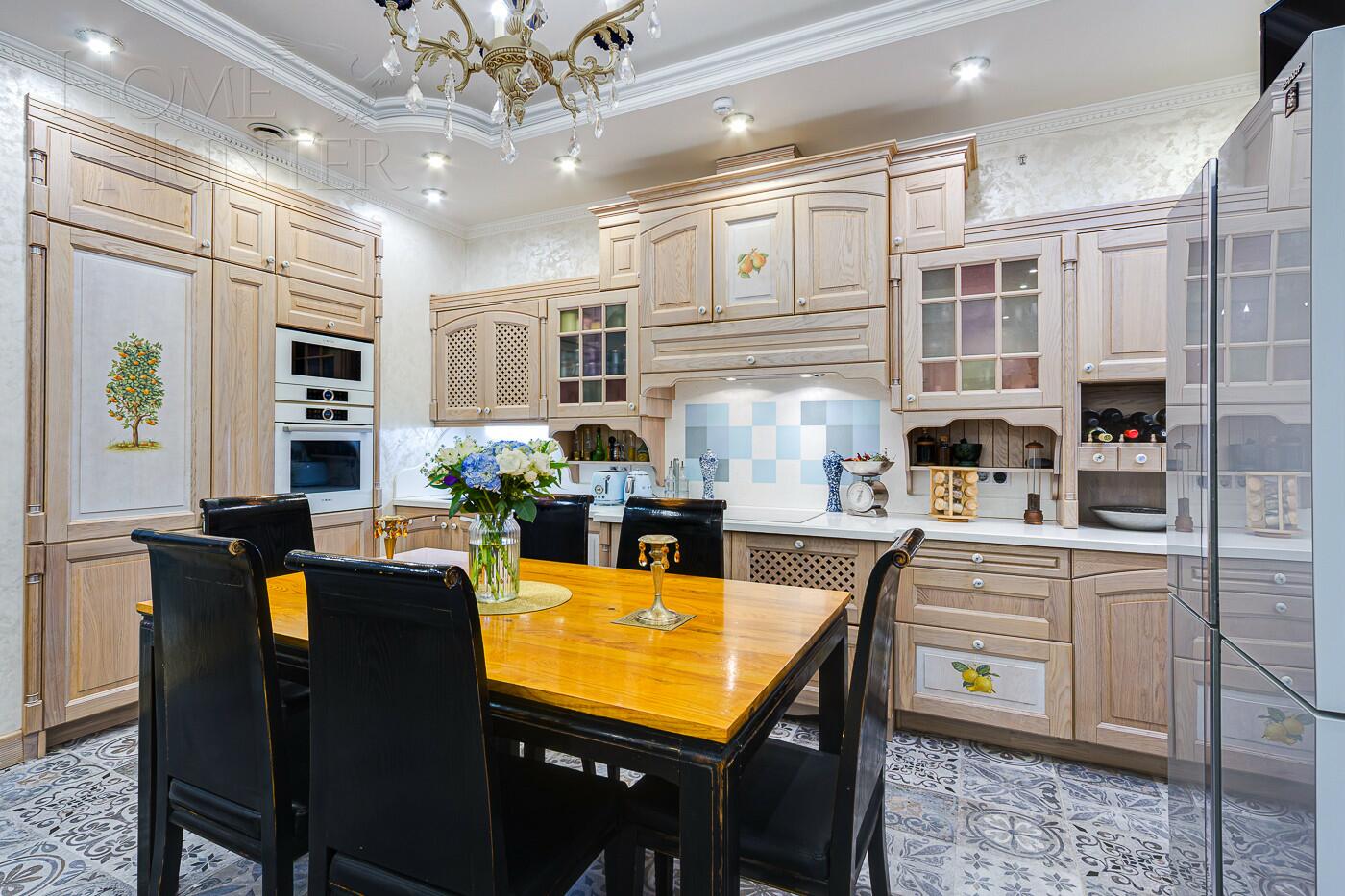 4-КОМН. КВАРТИРА С ОТДЕЛКОЙ 129 М² НА 14 ЭТАЖЕ