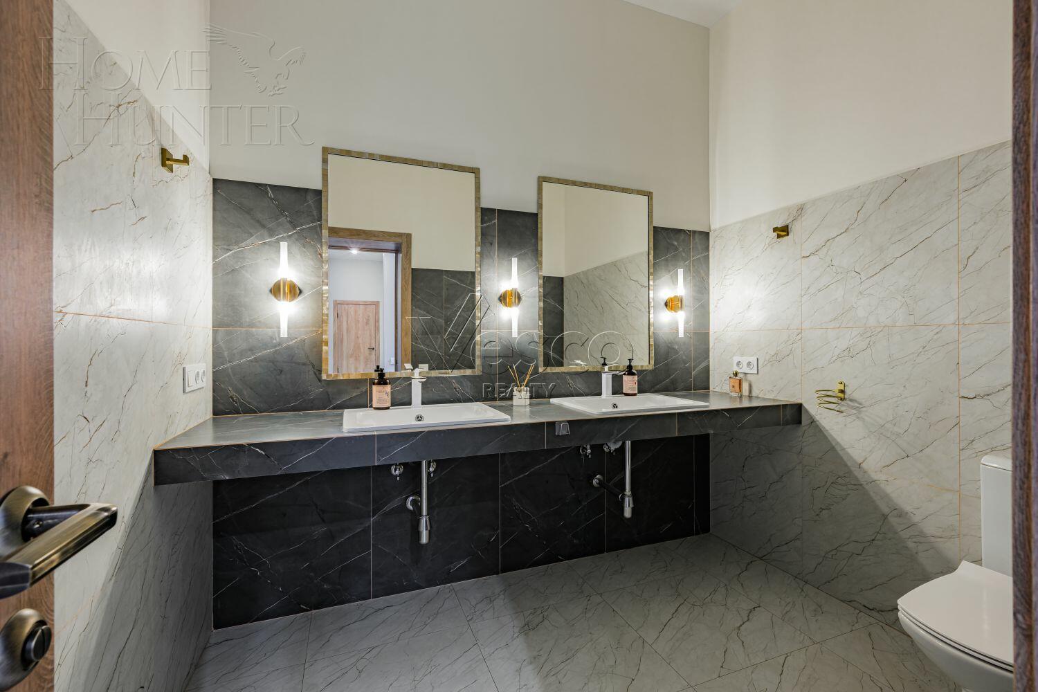 2-этажный коттедж 312 м² с отделкой